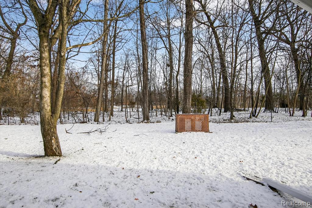 6456 Pembrook Drive, Westland, MI — Photo 37