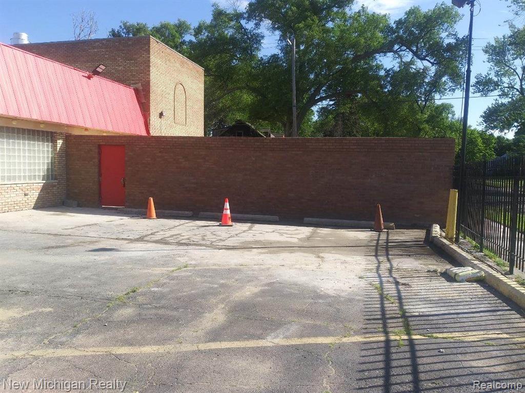 11233 Morang Drive, Detroit, MI 48224 — Photo 3