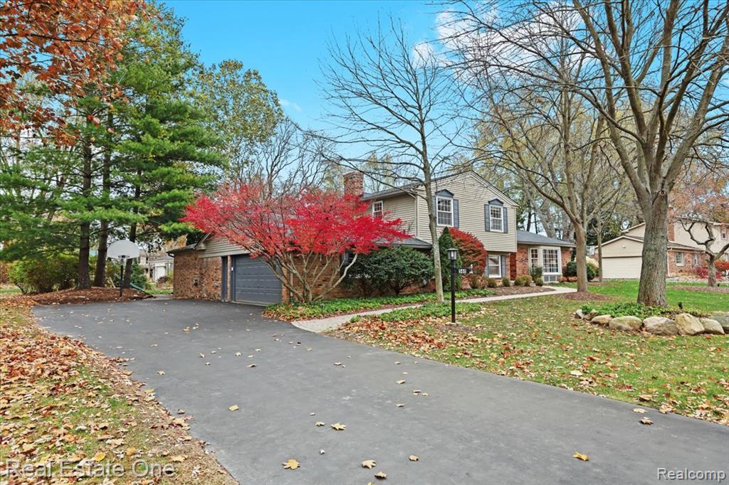 5611 Priory Lane, Bloomfield Hills, MI 48301 — Photo 2