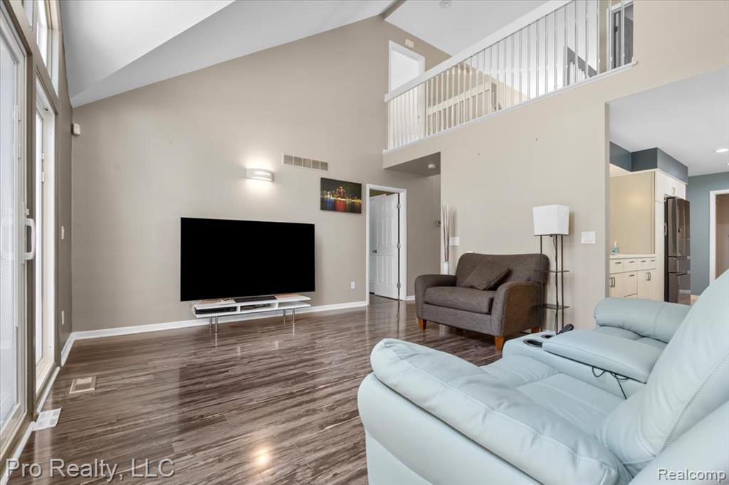 45317 Stonehedge Drive, Plymouth, MI 48170 — Photo 10