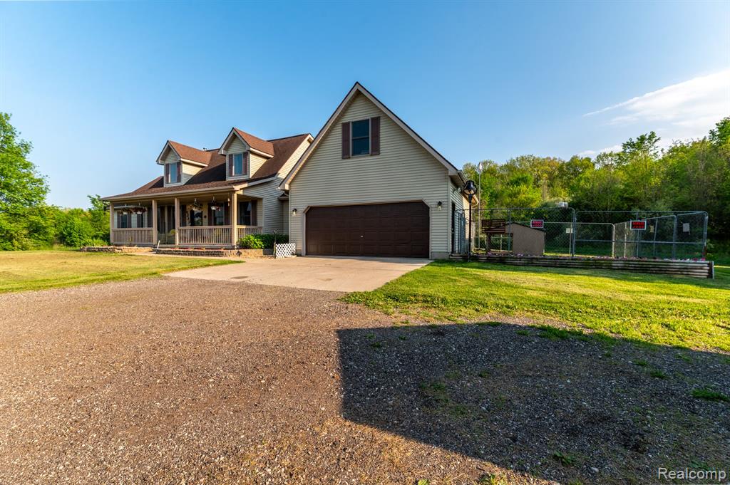 4231 LIPPINCOTT Road, Lapeer, MI 48446 — Photo 4