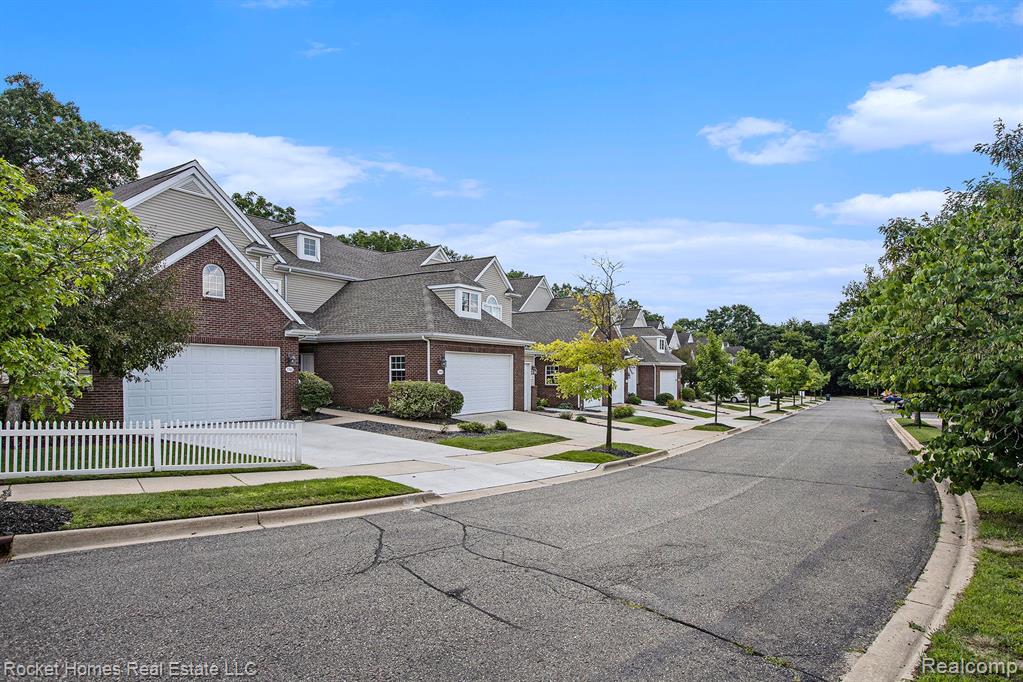 2956 Hunley Drive, Ann Arbor, MI 48105 — Photo 3