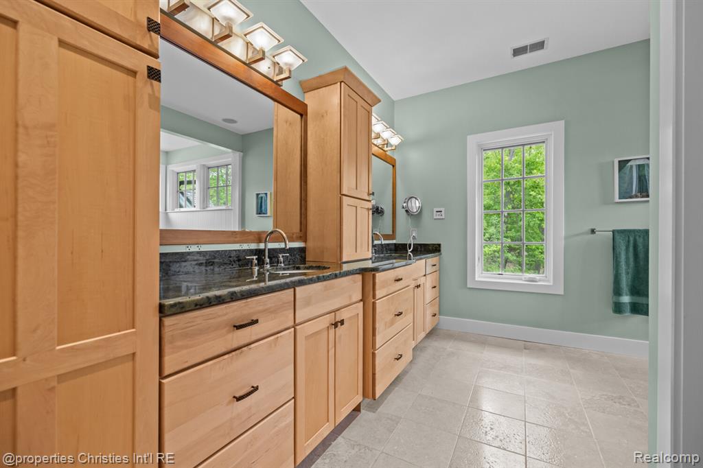 1041 Greentree Road, Bloomfield Hills, MI 48304 — Photo 31