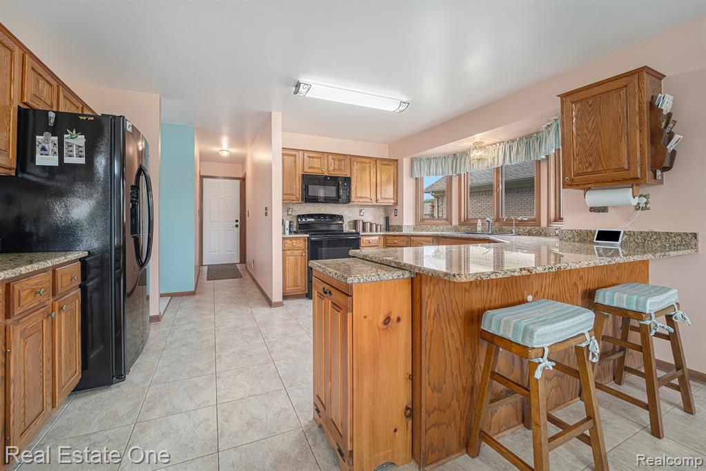 54448 Verona Park Drive, Macomb, MI 48042 — Photo 15
