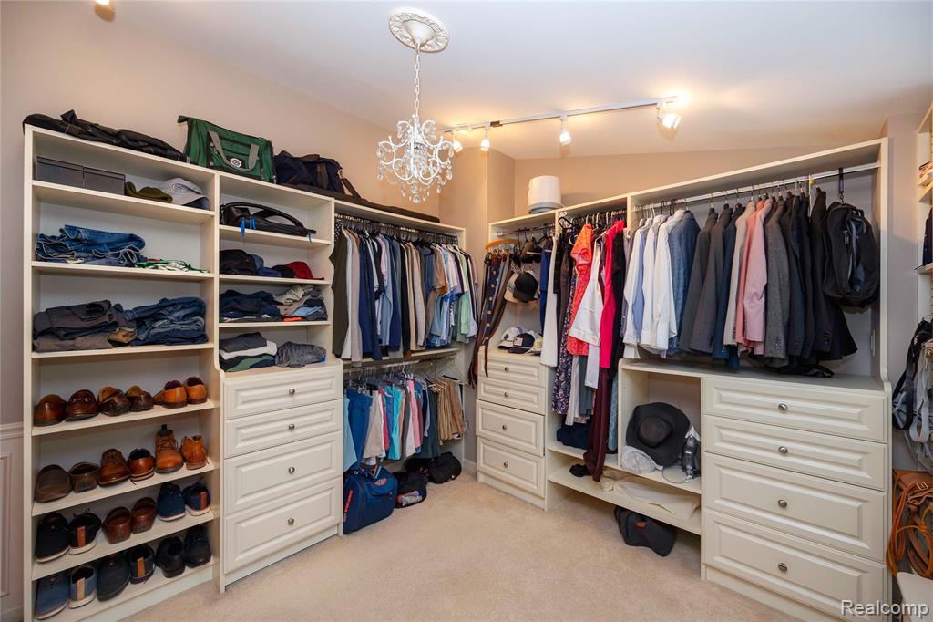 826 Larchlea Drive, Birmingham, MI 48009 — Photo 36