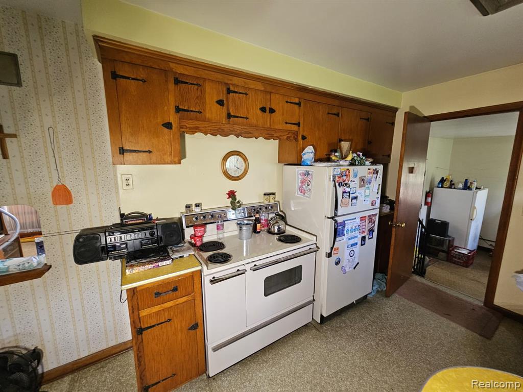 43770 North Avenue, Clinton Twp, MI 48036 — Photo 3
