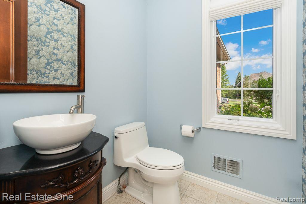 4741 Crestone Way, Rochester, MI 48306 — Photo 27