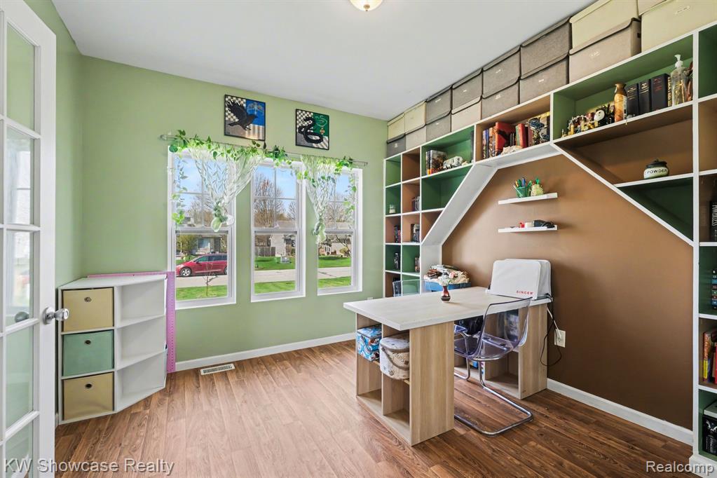 4339 Pebble Creek Boulevard, Grand Blanc, MI 48439 — Photo 11