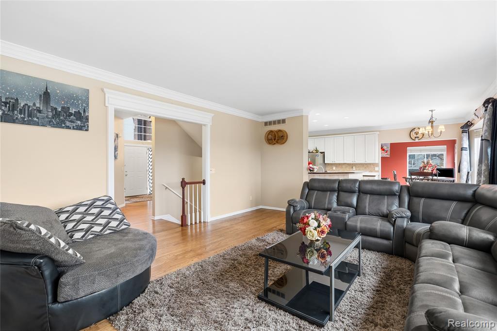 4337 Meadowbrook Court, Grand Blanc, MI 48439 — Photo 24