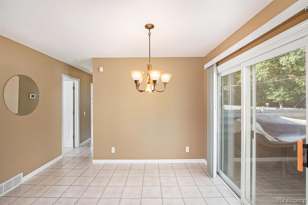 1714 Indian Road, Lapeer, MI 48446 — Photo 8