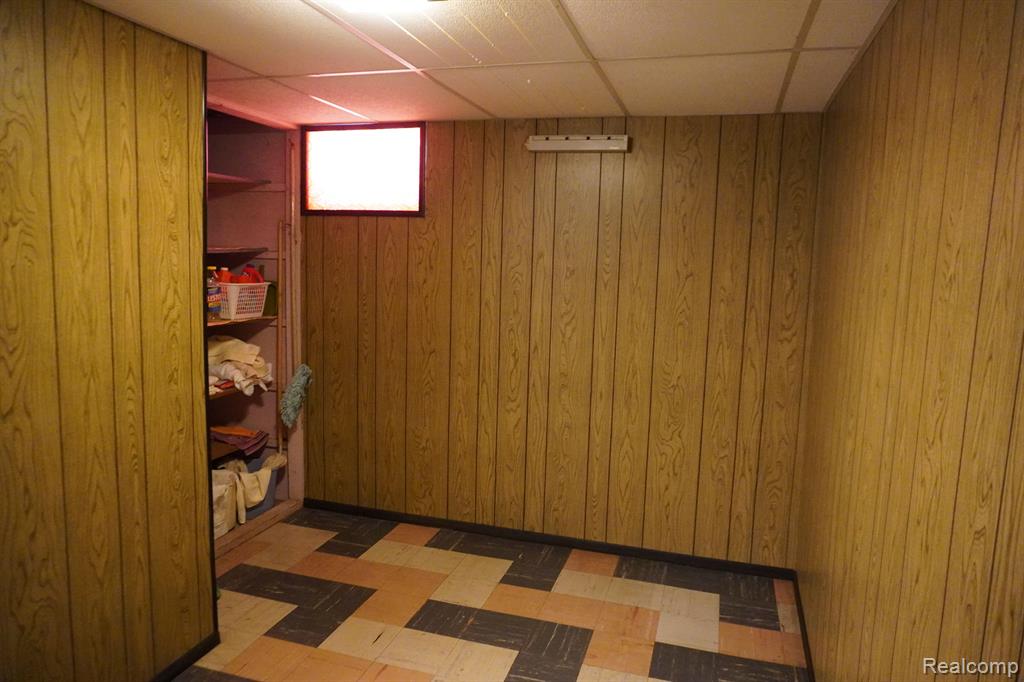 8098 SUNBURST, Center Line, MI 48015 — Photo 25