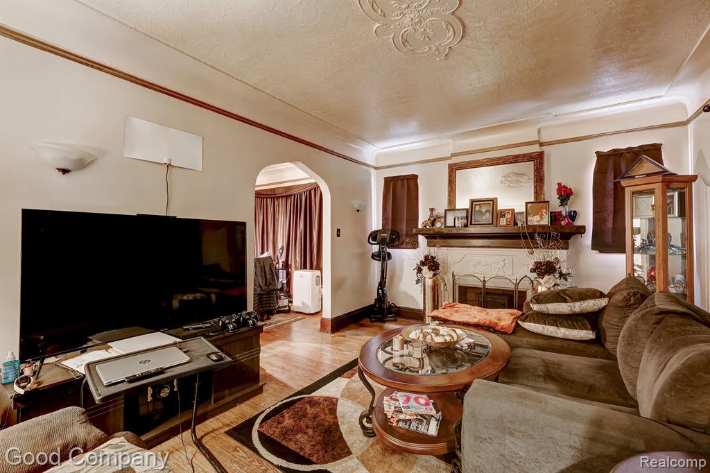 8339 CARRIE Street, Detroit, MI 48211 — Photo 14