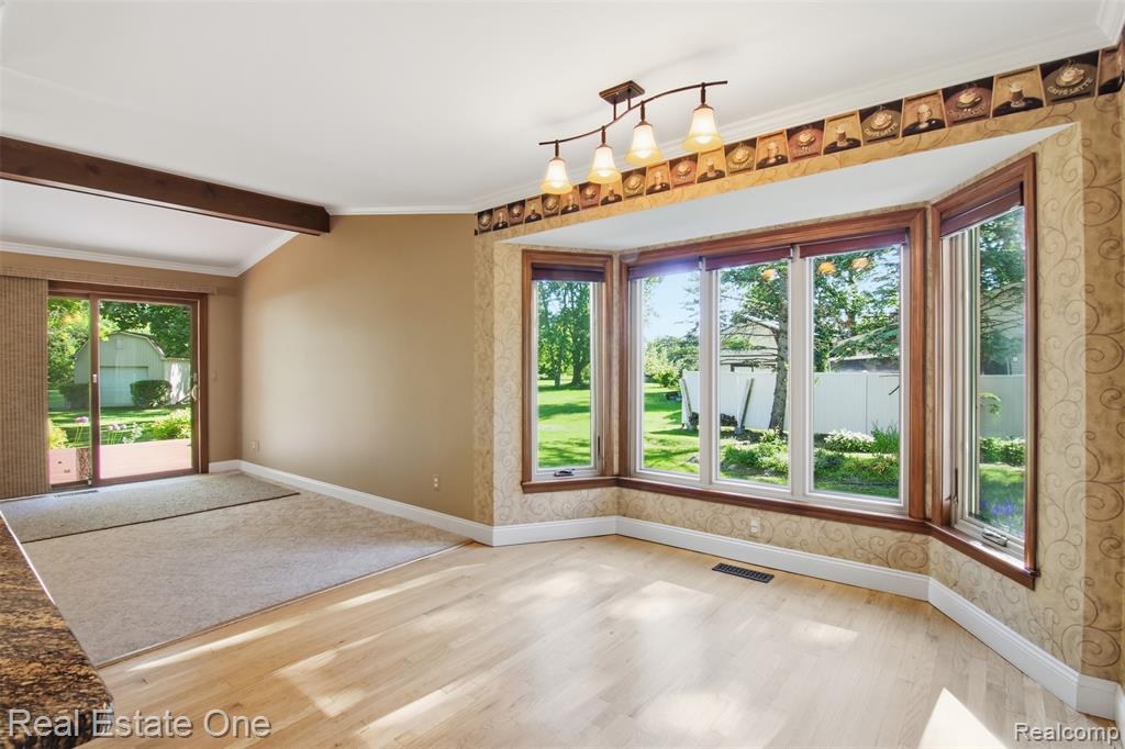 4425 Gardner Street, Sterling Heights, MI 48310 — Photo 11