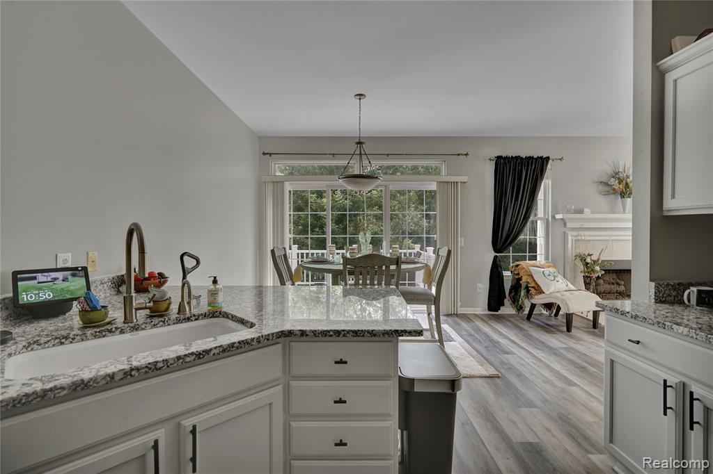 5820 Baypointe Boulevard, Clarkston, MI — Photo 12