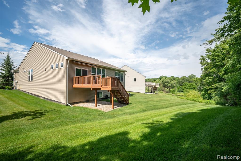 292 Bryce Court, Howell, MI 48843 — Photo 7
