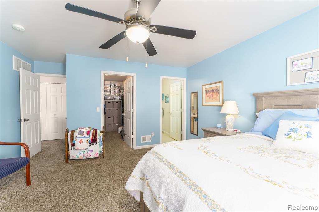 8580 Fox River Drive, Fowlerville, MI 48836 — Photo 18