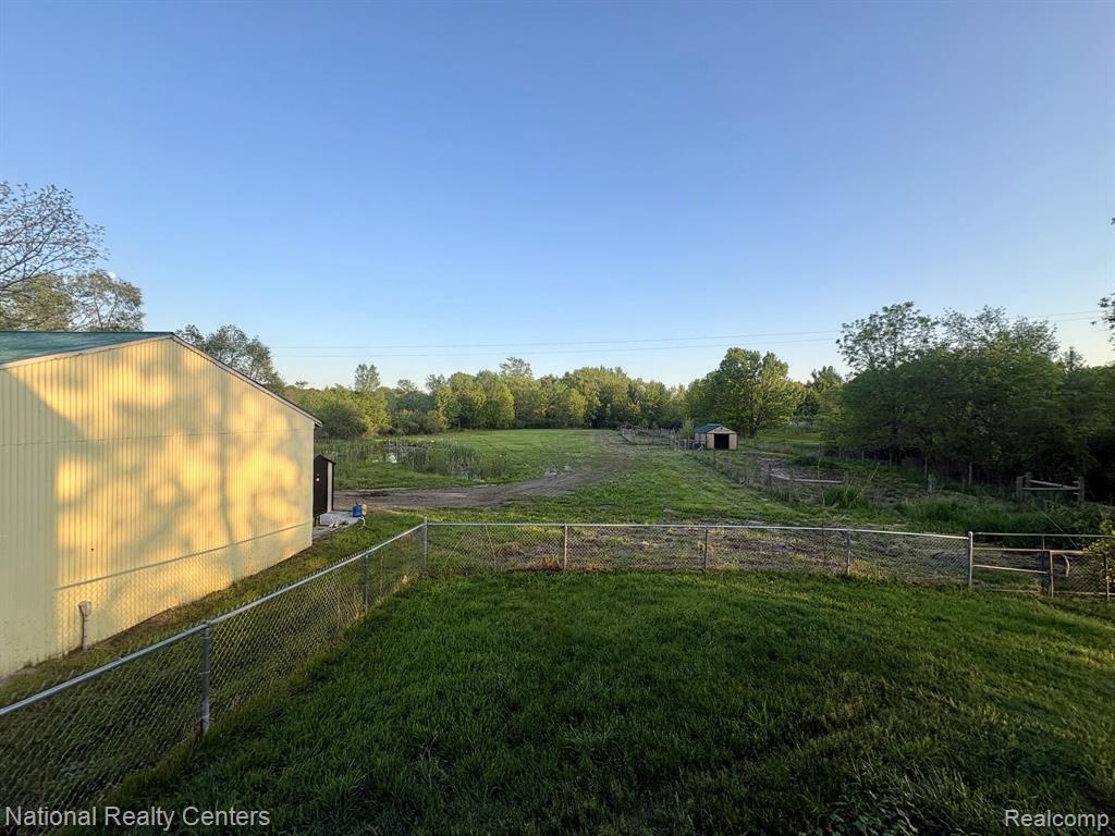 10667 Sober Road, Webberville, MI 48892 — Photo 8