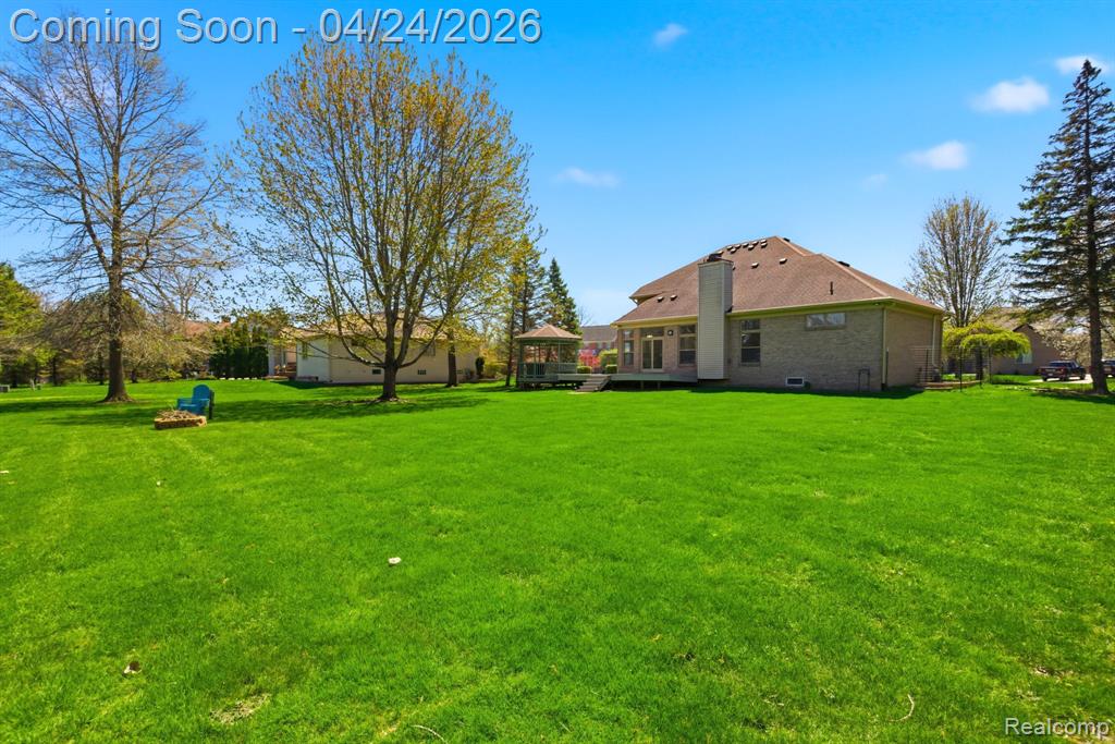 8488 Annette Avenue, Grosse Ile, MI 48138 — Photo 57