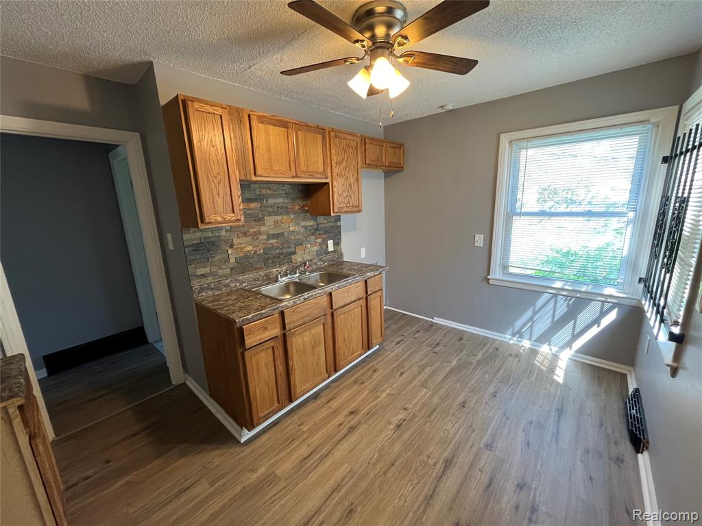 15645 Liberal Street, Detroit, MI 48205 — Photo 5