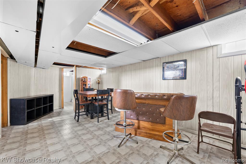 19560 Berg Road, Detroit, MI 48219 — Photo 24