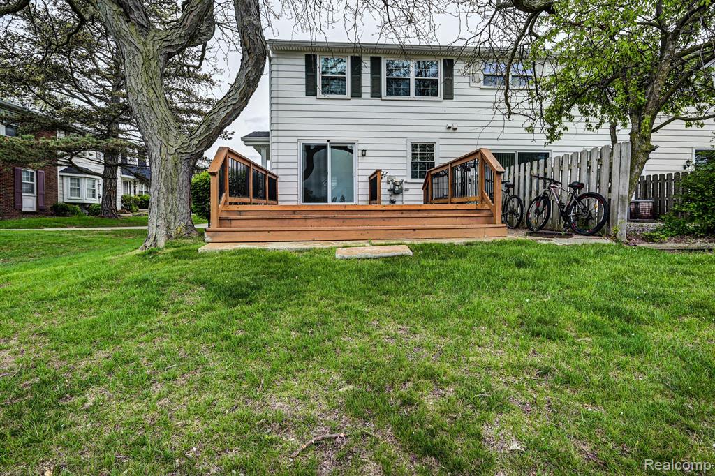 19824 IRONGATE, Northville, MI 48167 — Photo 45