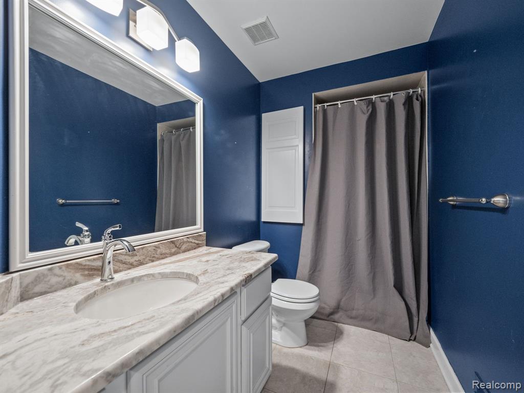 51031 HOOK Drive, Macomb, MI 48042 — Photo 39