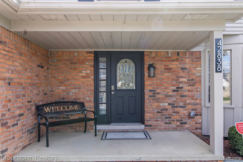 42838 FREEPORT Drive, Sterling Heights, MI 48313 — Photo 6