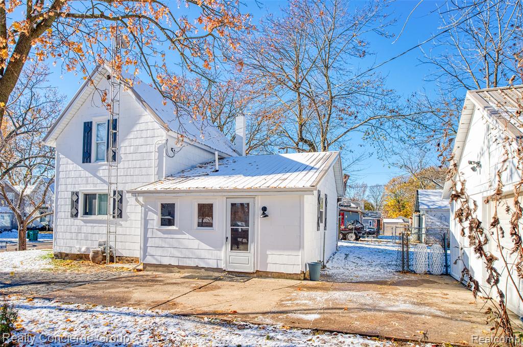 104 W John Street, Durand, MI 48429 — Photo 21