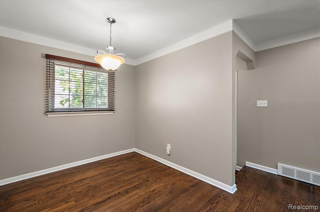 754 S Webik Avenue, Clawson, MI — Photo 35