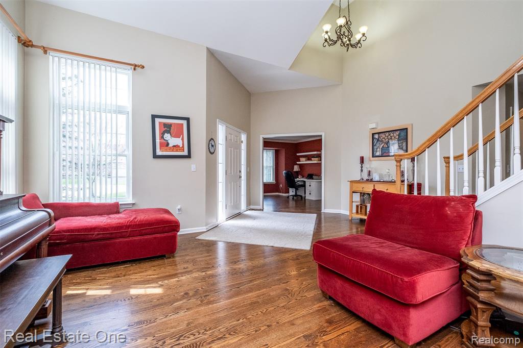 5716 Lancaster Lane, Commerce Twp, MI 48382 — Photo 17
