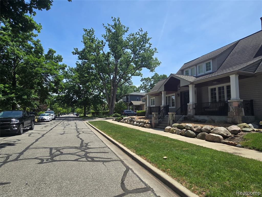 903 E 3rd Street E, Royal Oak, MI 48067 — Photo 13