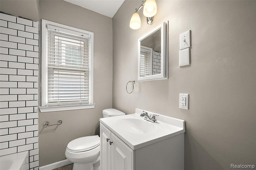 922 McLean Avenue, Royal Oak, MI 48067 — Photo 7