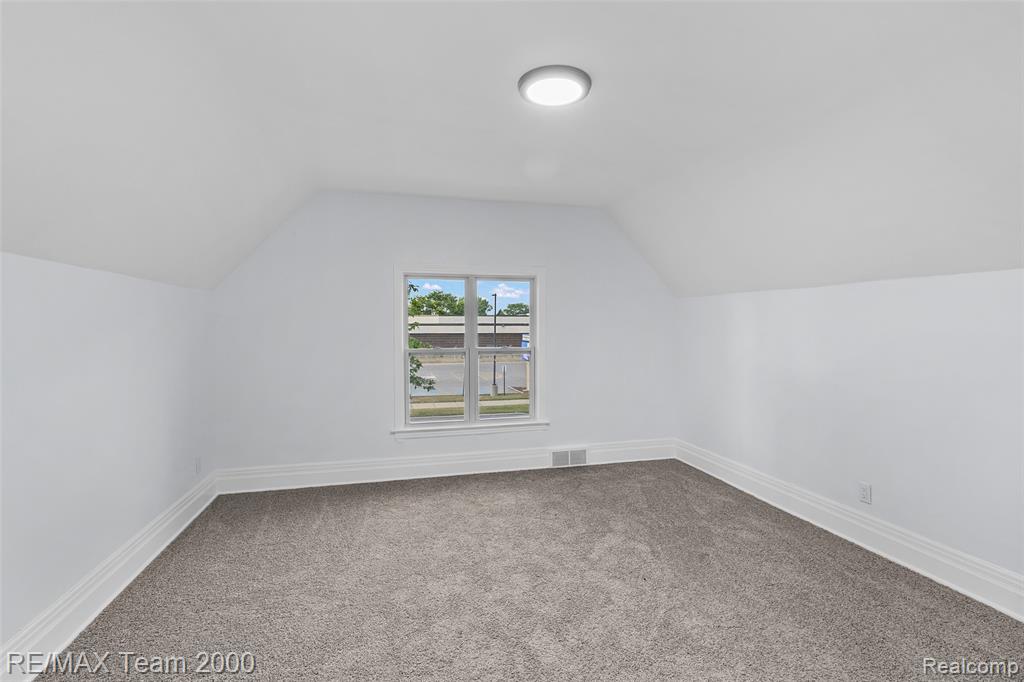 605 Eureka Road, Wyandotte, MI 48192 — Photo 25