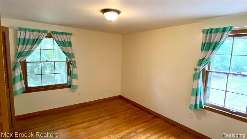 5291 DEEP WOOD Road, Bloomfield Hills, MI 48302 — Photo 15