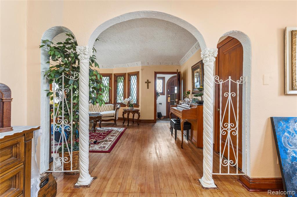 604 Alter Road, Detroit, MI 48215 — Photo 25
