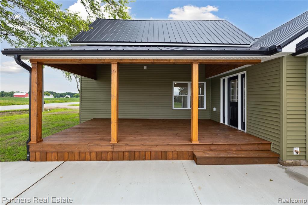 4798 N Loomis Road, Mount Pleasant, MI 48858 — Photo 5