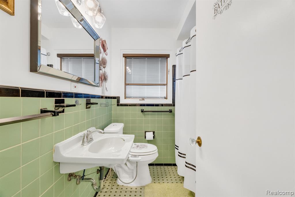 4209 Vassar Street, Dearborn Heights, MI 48125 — Photo 14