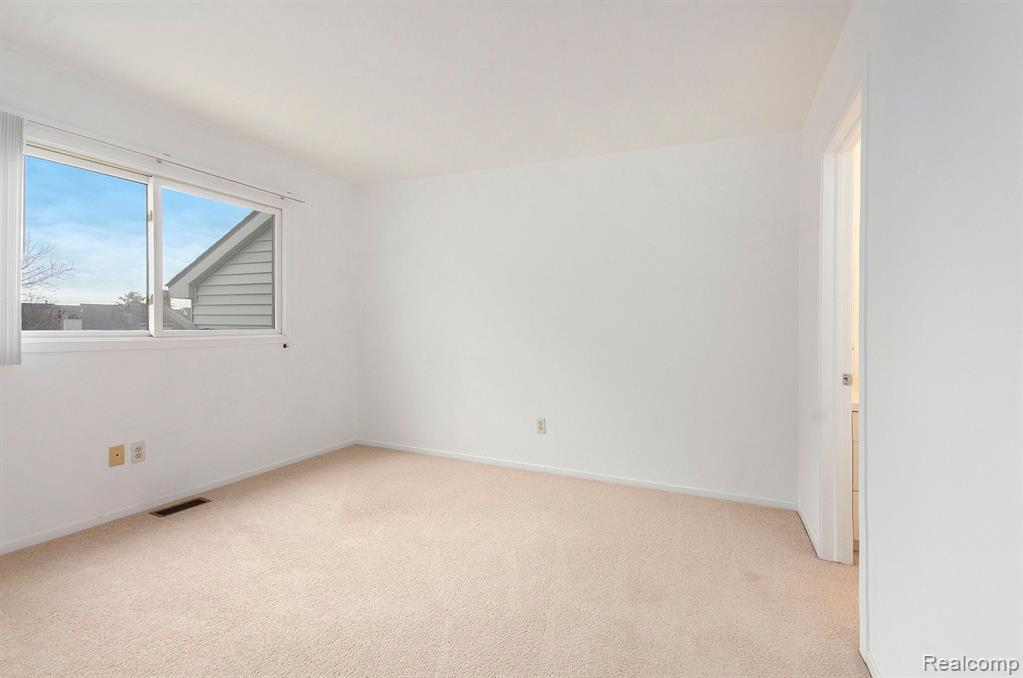 4243 Breckenridge Drive, West Bloomfield, MI — Photo 19