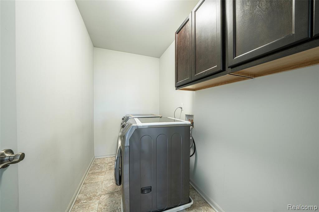 3236 Curtis Street, Wixom, MI 48393 — Photo 26