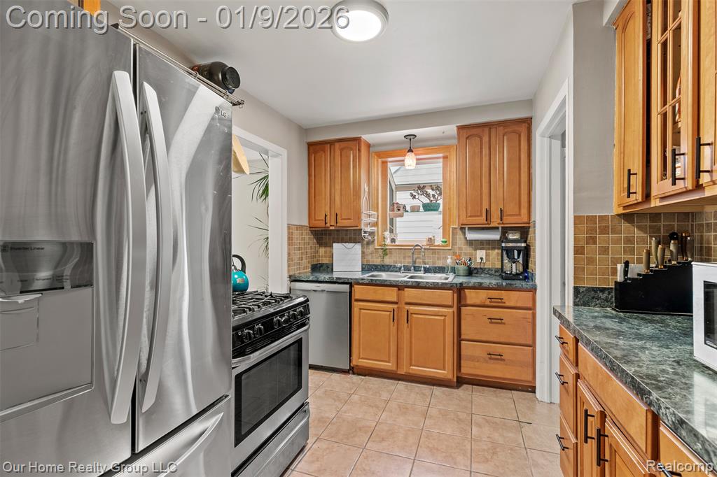 1660 Princeton Road, Berkley, MI 48072 — Photo 7