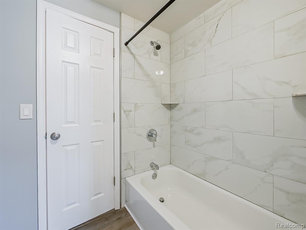 750 Scottwood Street, Pontiac, MI 48340 — Photo 13