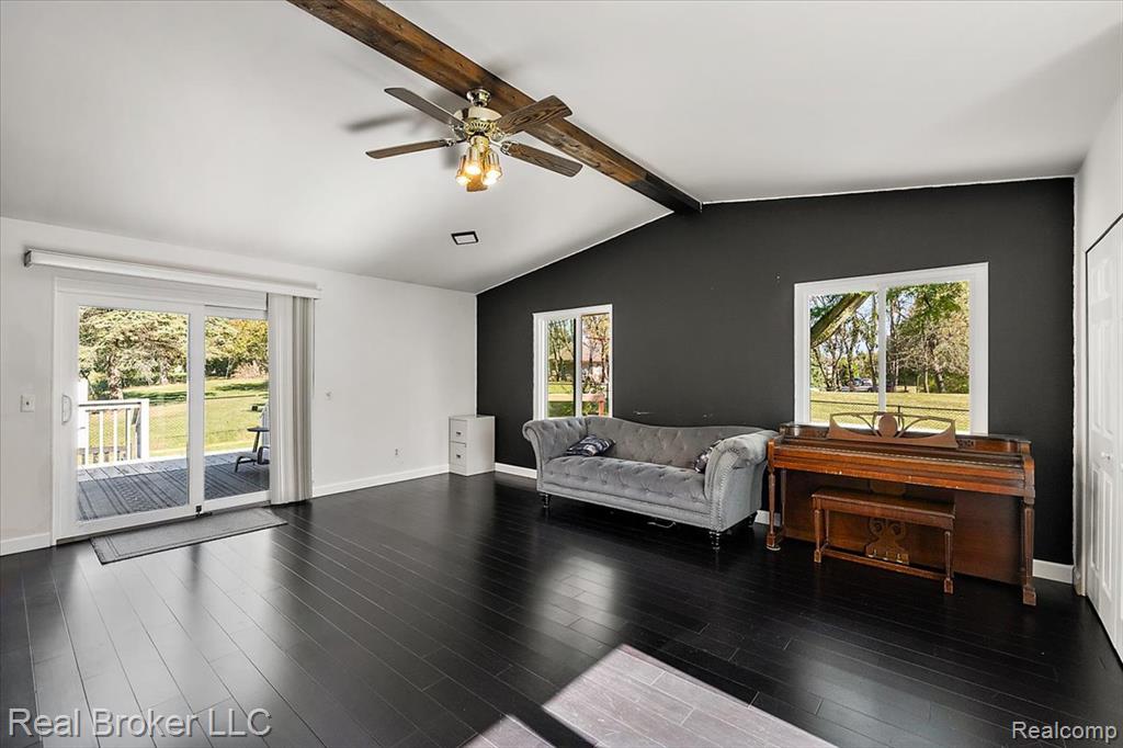 24348 Simmons Drive, Novi, MI — Photo 20