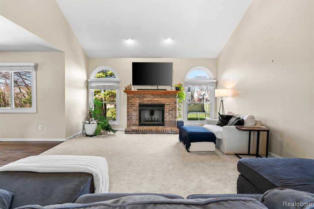 512 WILLIAMSPORT, White Lake, MI — Photo 9