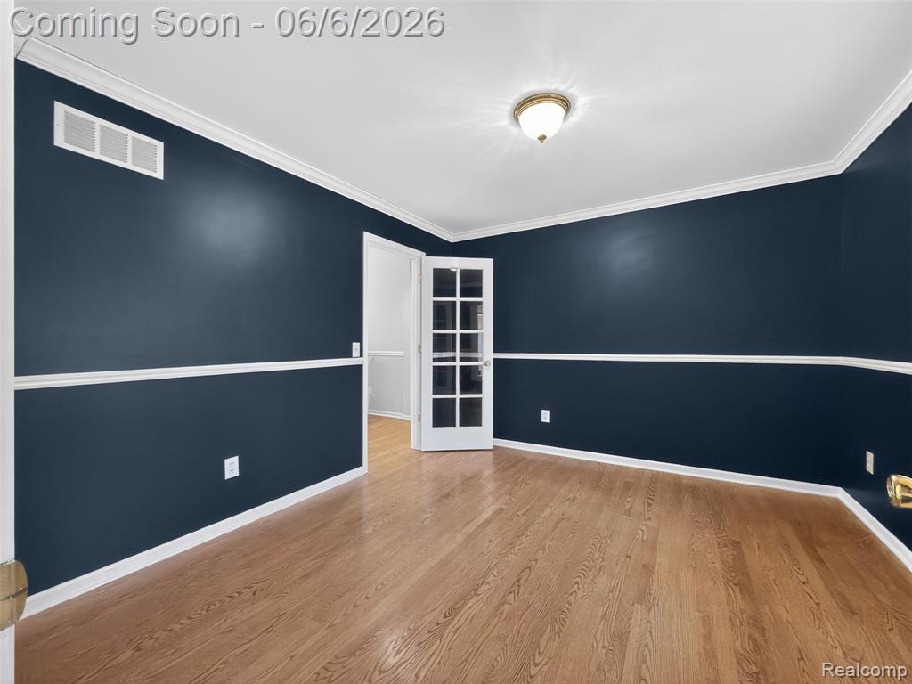 41599 Red Oak Drive, Sterling Heights, MI 48314 — Photo 9