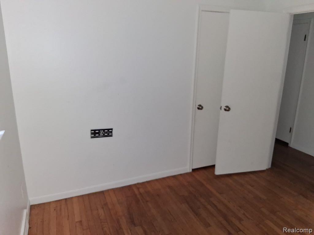 19482 Archer Street, Detroit, MI 48219 — Photo 11