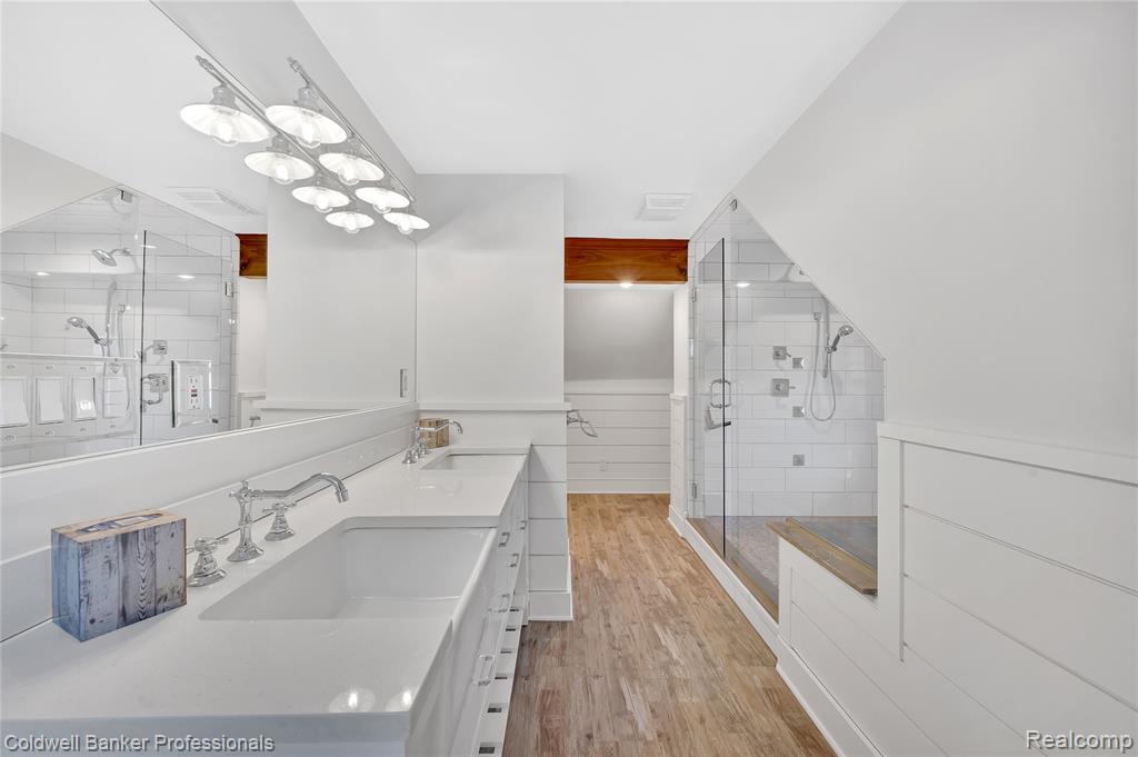5119 Saint Clair Highway, East China, MI — Photo 16