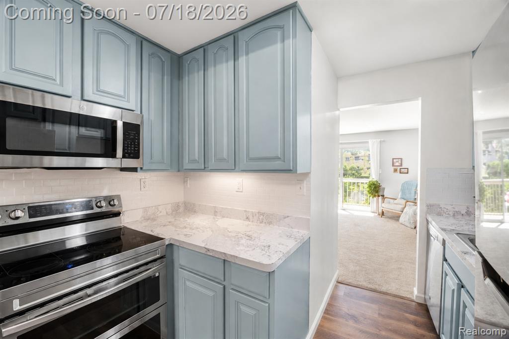 7300 Bluewater Drive, Clawson, MI 48348 — Photo 4