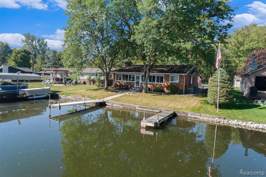 11109 Wynns Road, Pinckney, MI 48169 — Photo 2