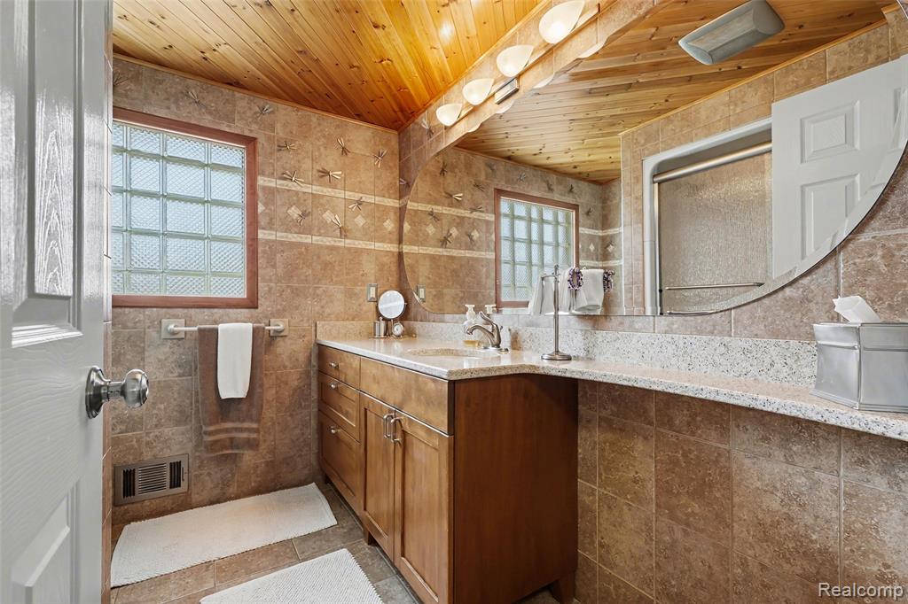 69533 Brookhill Drive, Bruce, MI 48065 — Photo 23