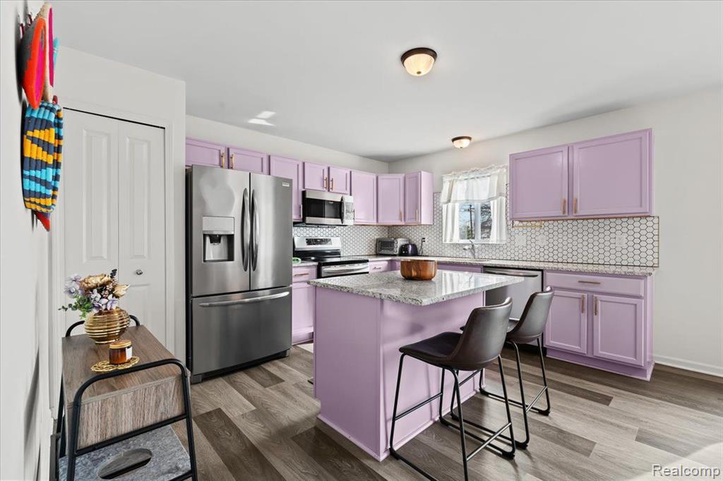 8242 BERWICK Drive, Westland, MI — Photo 13